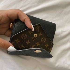 lv wallet authentic